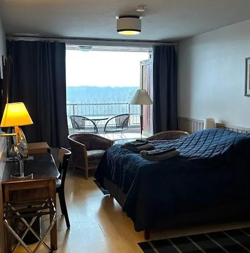 Kantakievari Hotel *